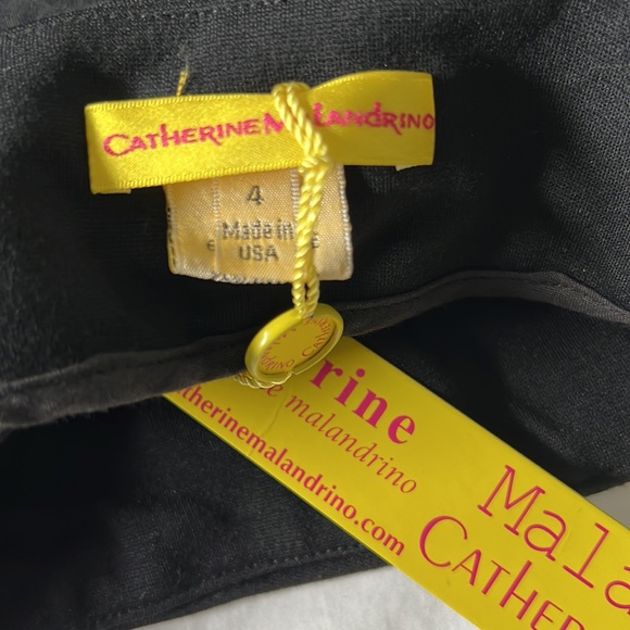 Black mini skirt - Picture 5 of 5